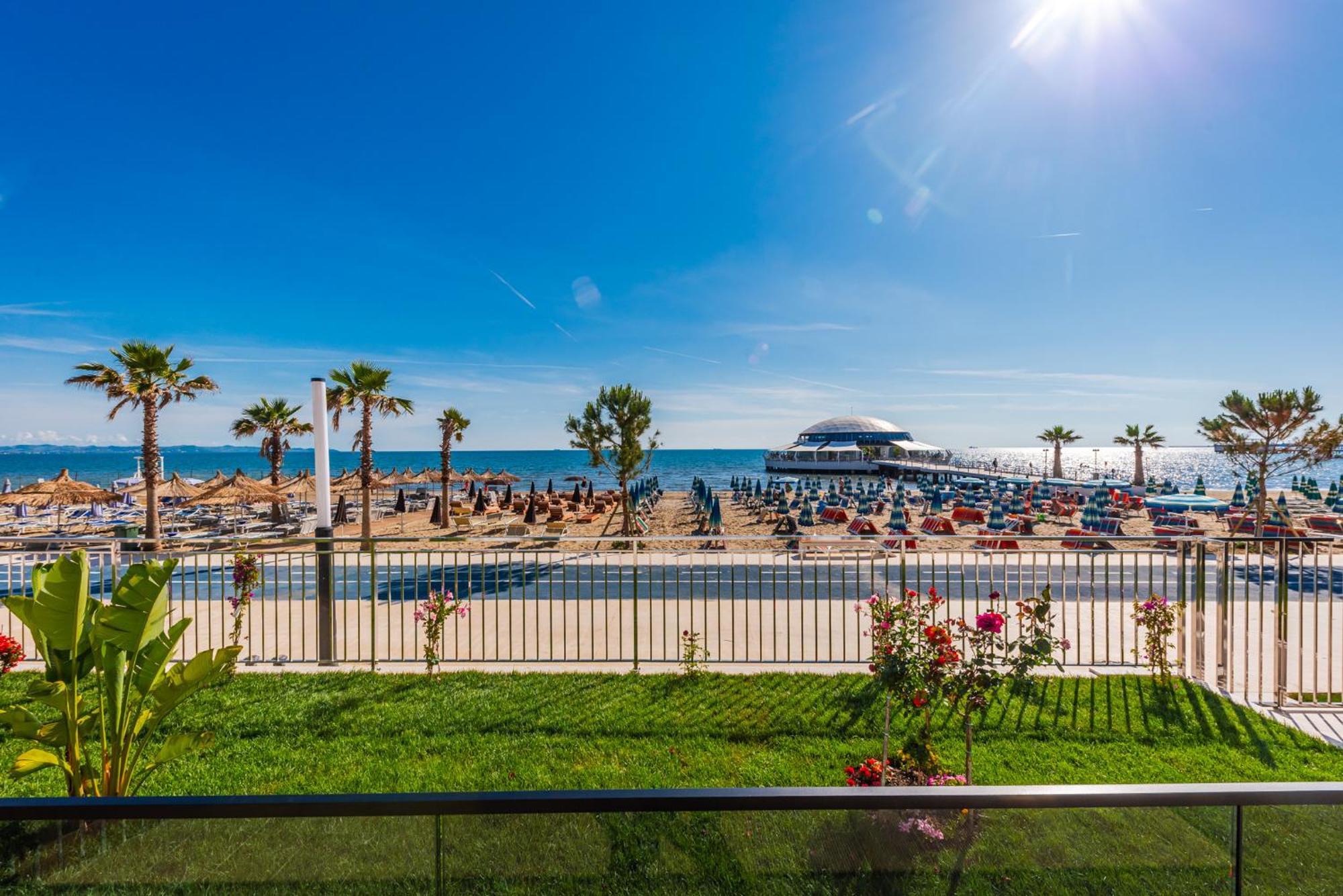 Sea View Apartments Eldo Durrës Buitenkant foto
