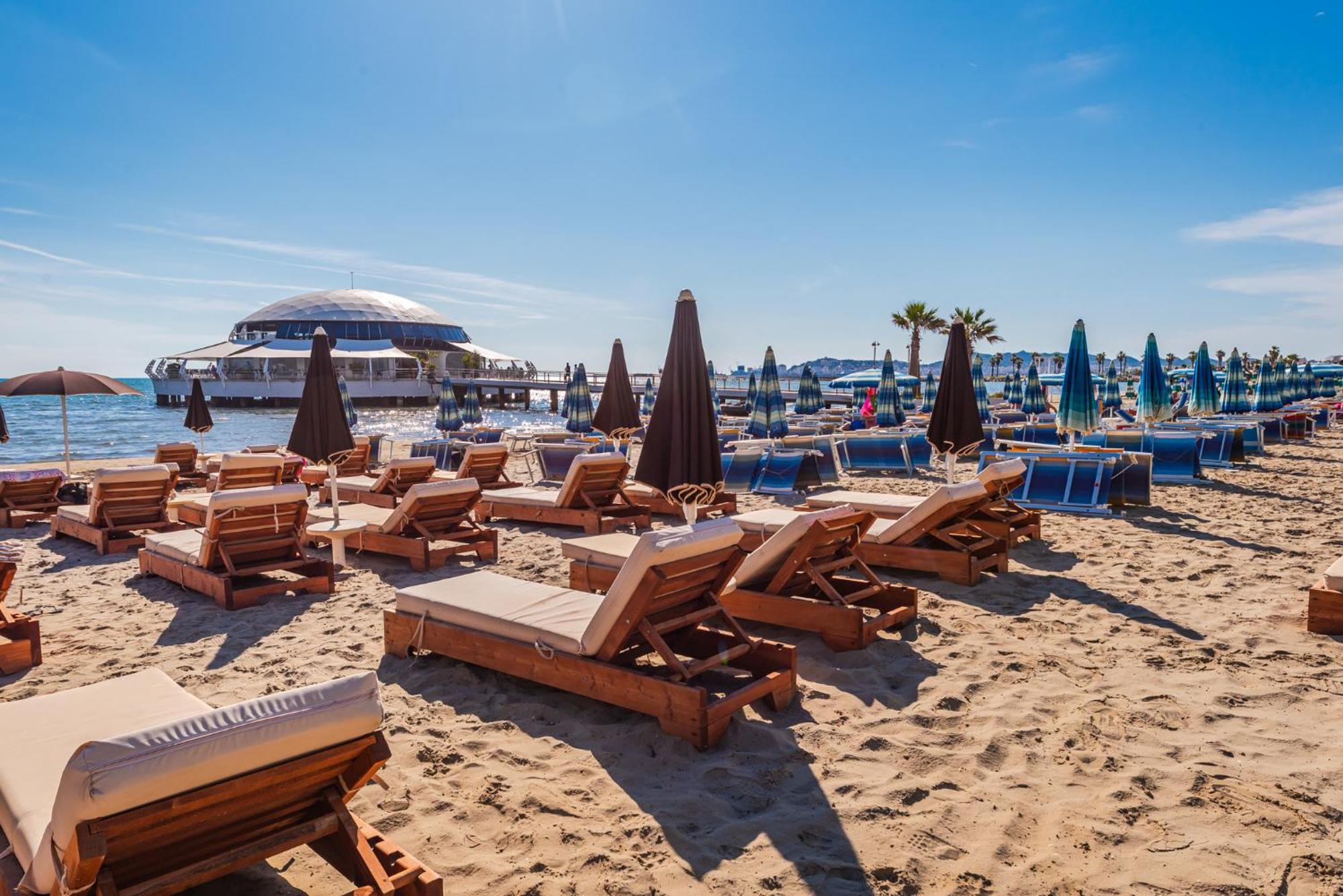 Sea View Apartments Eldo Durrës Buitenkant foto